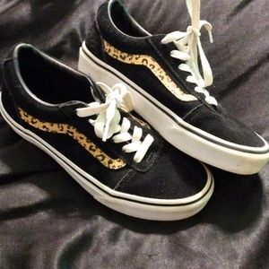 Vans size 4 NWOT
